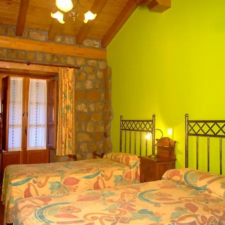 Casucas De Ason 度假居 Arredondo