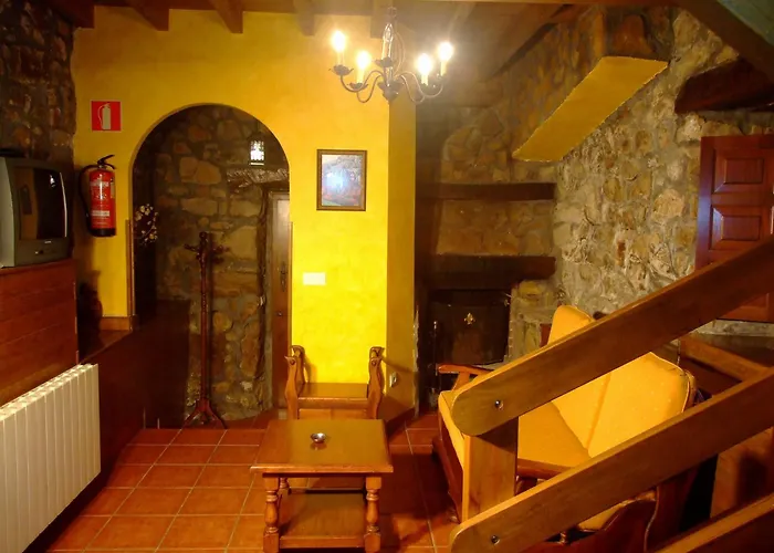 Casucas De Ason Holiday home Arredondo